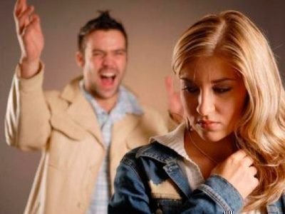 Почему муж постоянно ревнует жену без повода и как бороться с чувствами